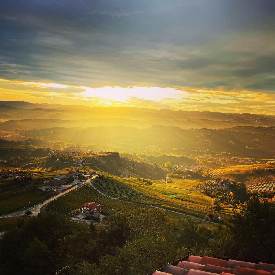 La Vista Barolo In La Morra Apartment Bagian luar foto